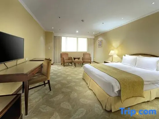Deluxe Double room (full double bed)
