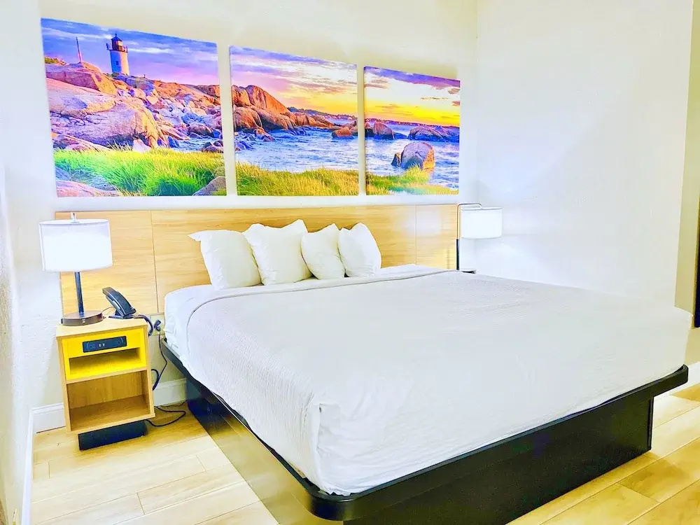 Standard Double room (full double bed)