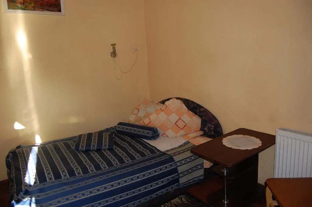 Economy Double room (full double bed)