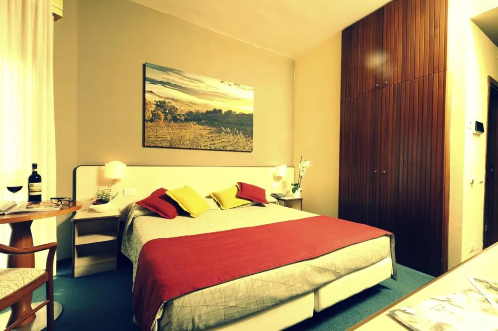 Hotel photo 28