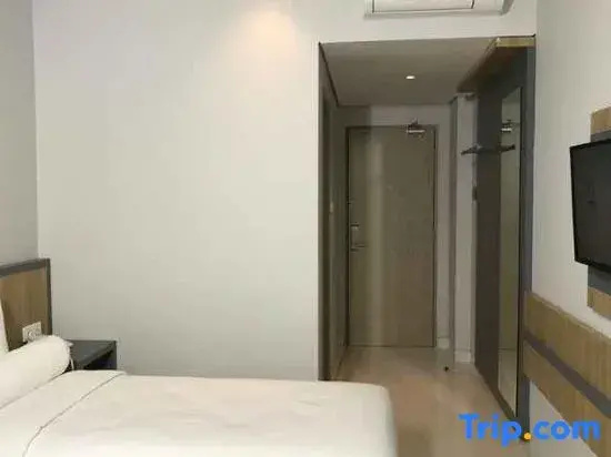 Deluxe Double room twin beds
