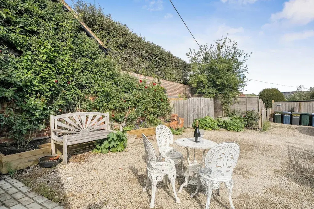 Bramble Bank 'cartshed'-1 Bed Cottage-sleeps 2