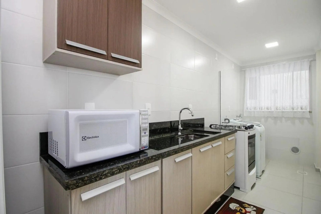 Apartamento 02 Dormitorios Para 6 Pessoas Em Bombas