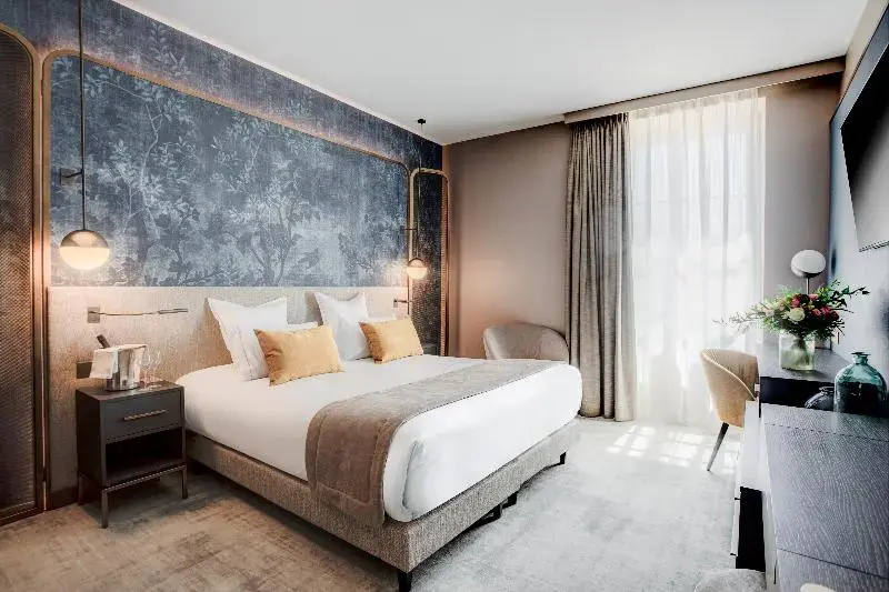Superior Double room (full double bed)