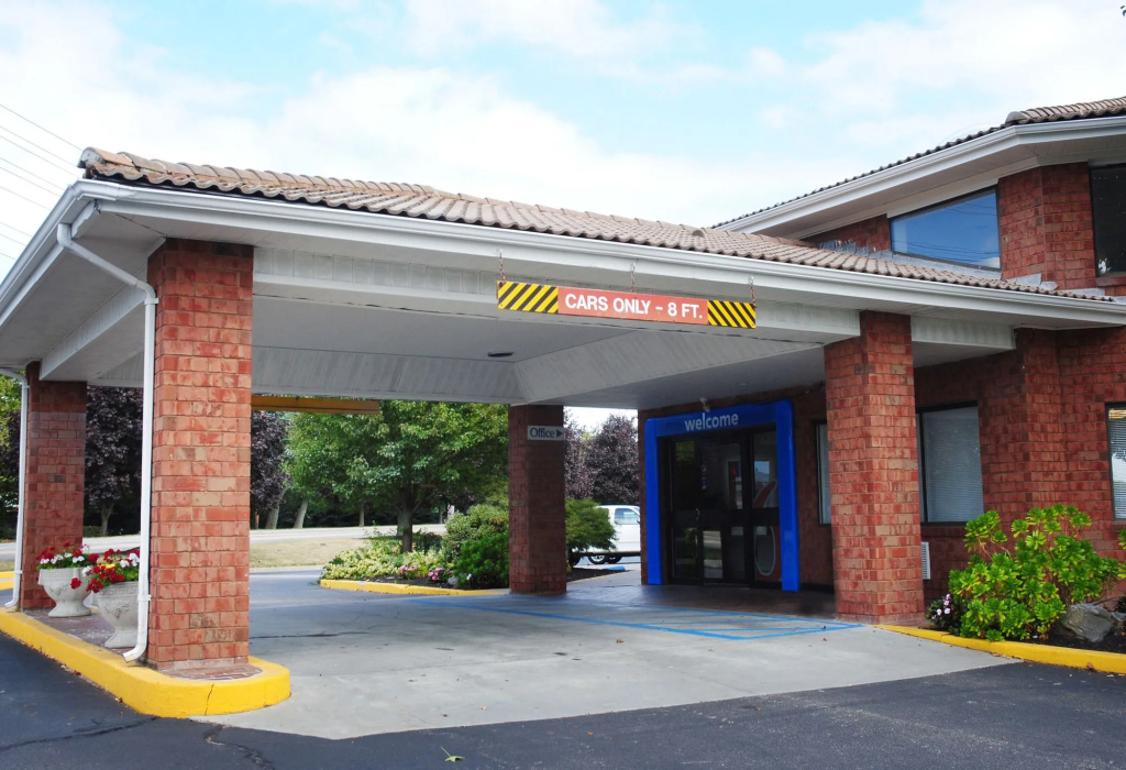 Motel 6 Newport, RI