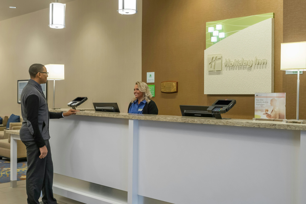 Holiday Inn Terre Haute by IHG - Général