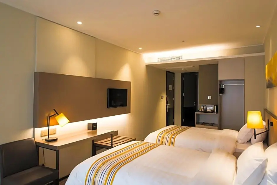 Standard Double room (twin beds)