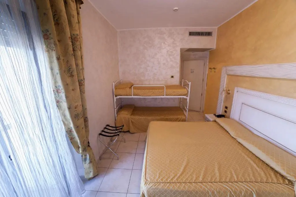 Hotel Diplomat Palace - Chambres