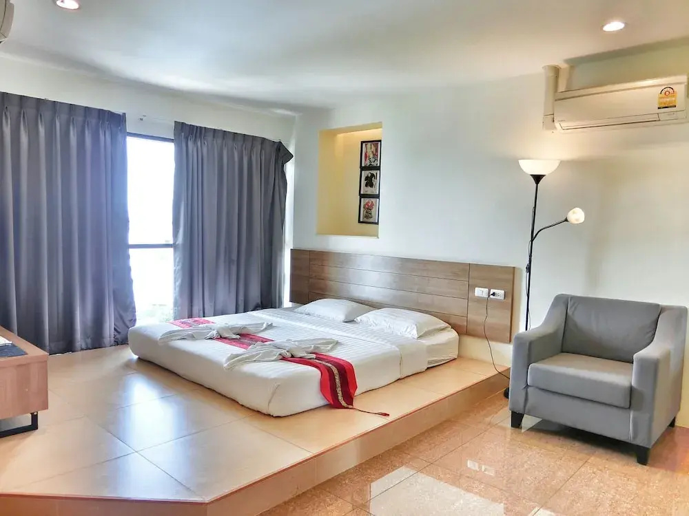 Executive room with balcony