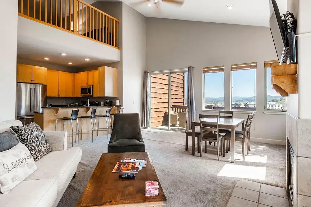 Crestview Condominiums by All Seasons Resort Lodging - Chambres