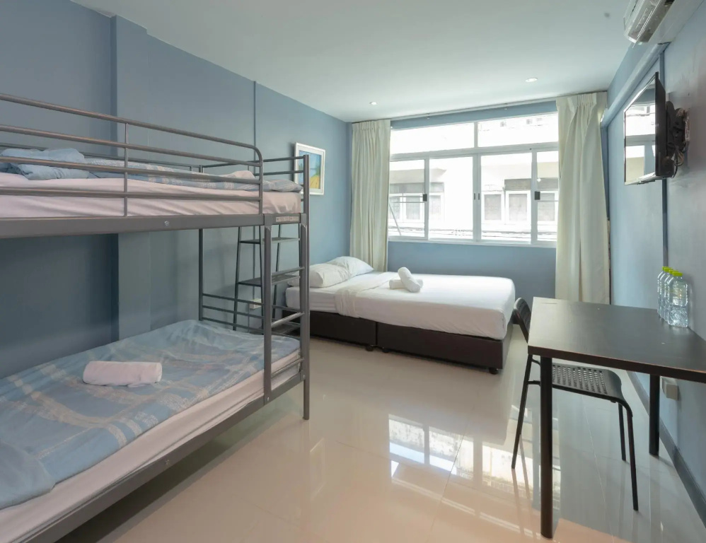 Standard Quadruple room