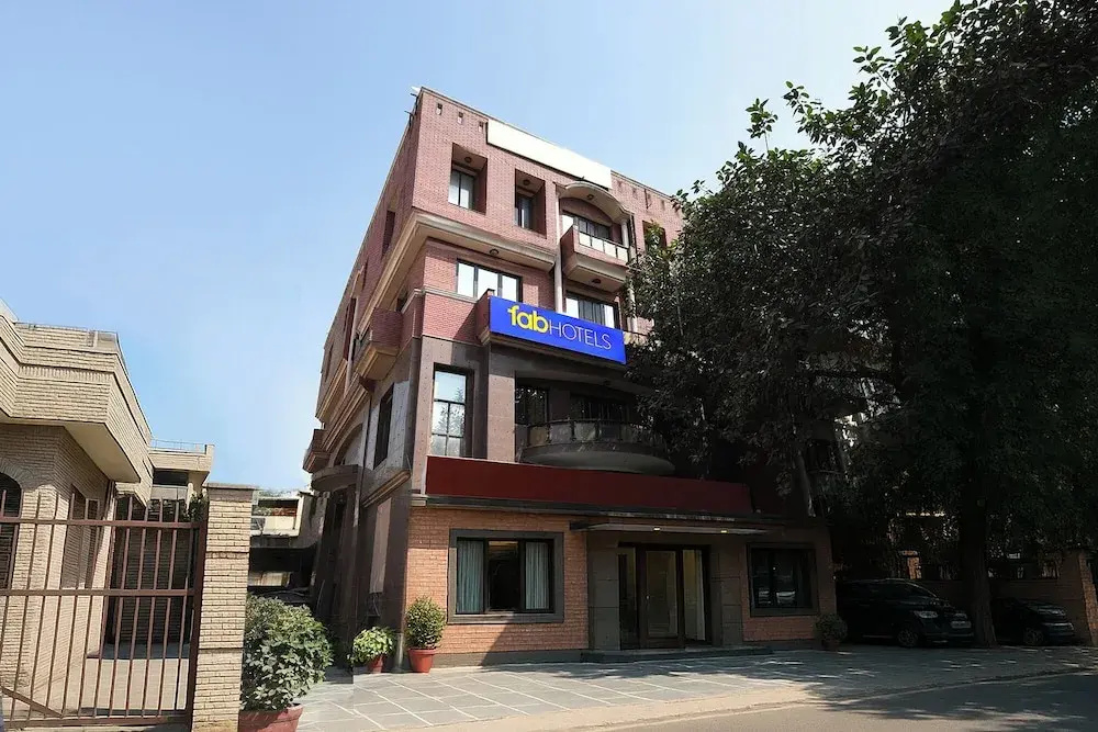 Fabhotel Green Park