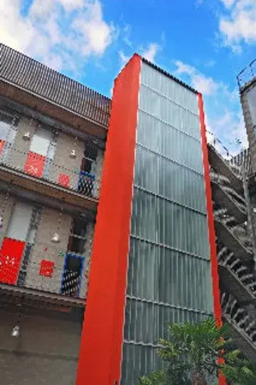 Barcelona Apartment Republica