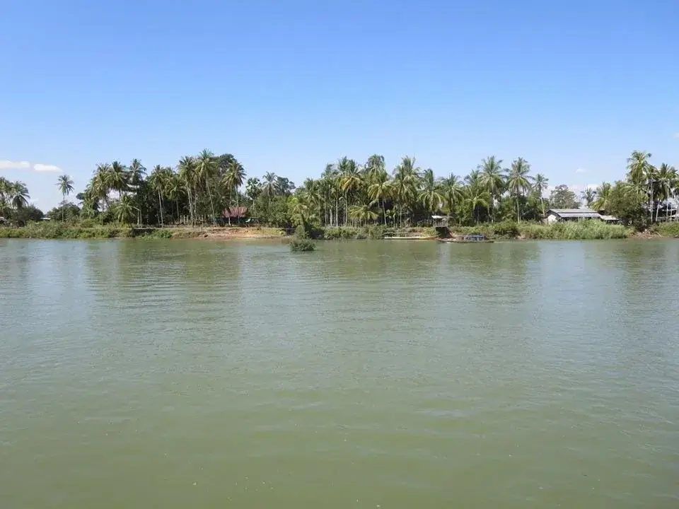 Beach & Waterfront