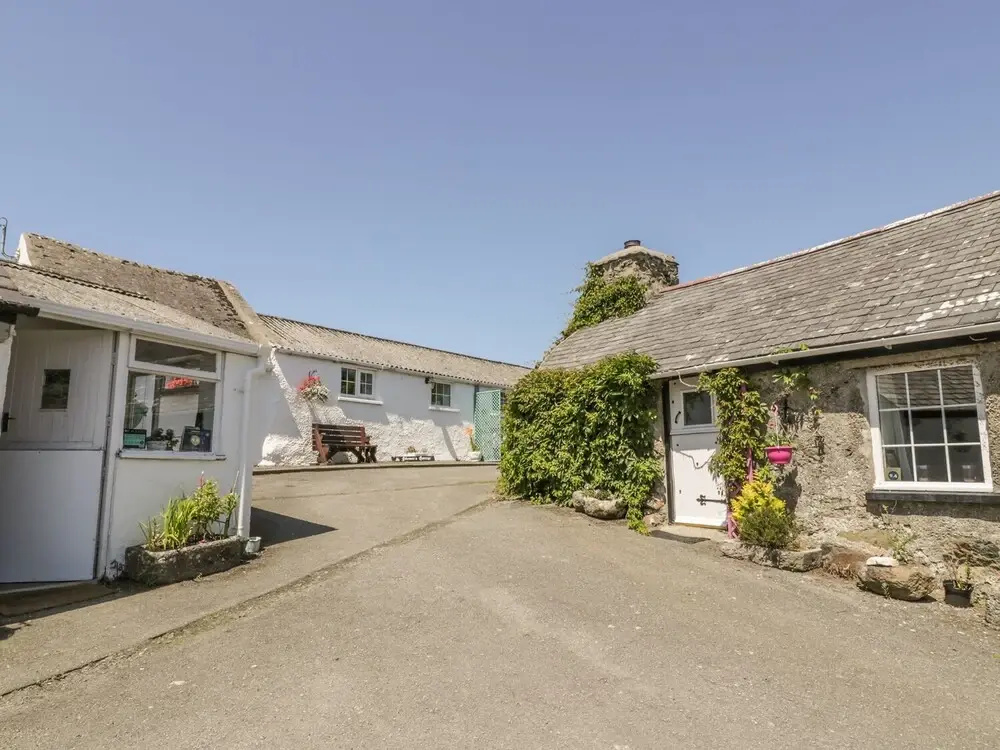 Falconers Cottage