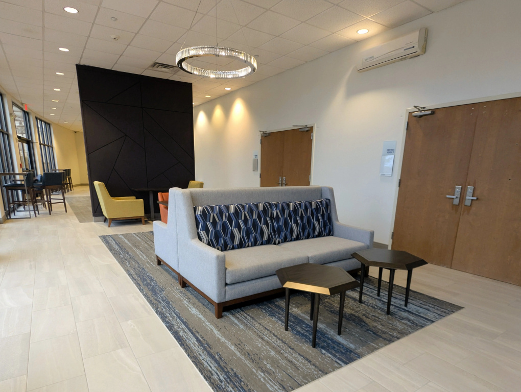 Holiday Inn Express & Suites Carbondale - University Area by IHG - Général