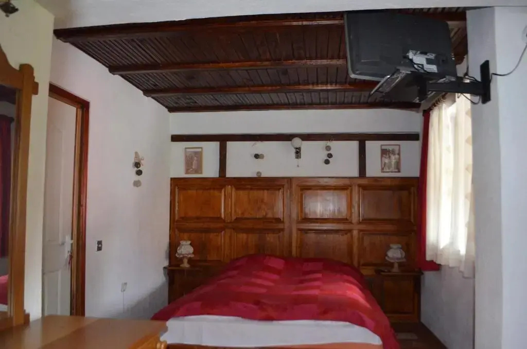 Standard Triple room with balcony