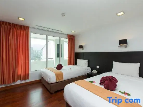 2 Bedrooms Suite with view