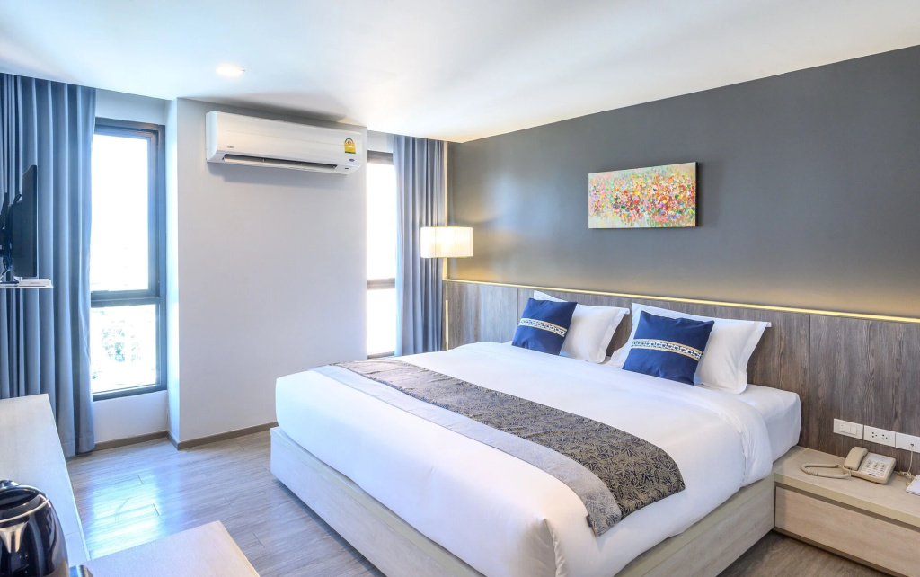 Отель IWISH Hotel в Нонтхабури