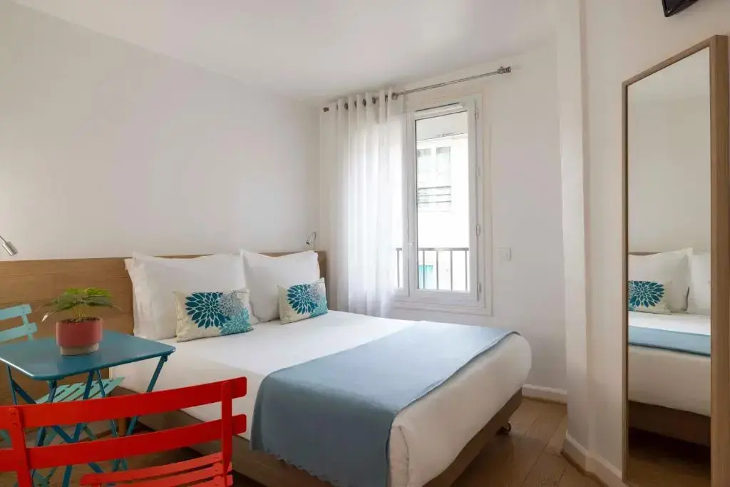 Classic with Air Conditioning Double room (full double bed)