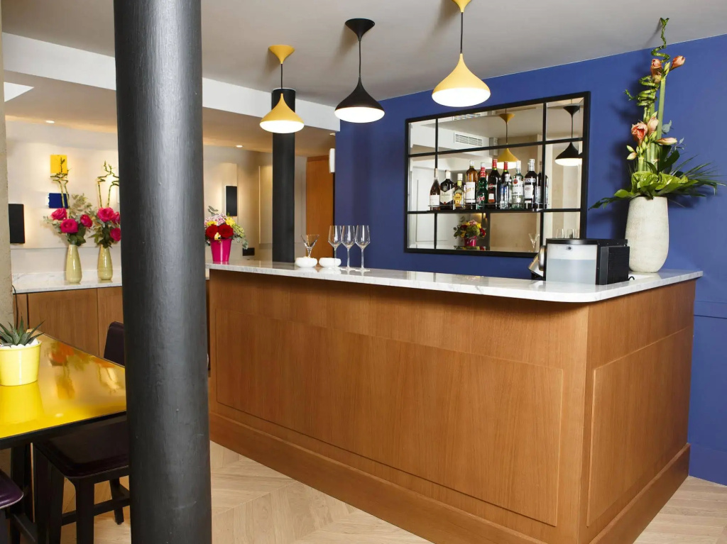 Hôtel Les Matins de Paris & Spa 9