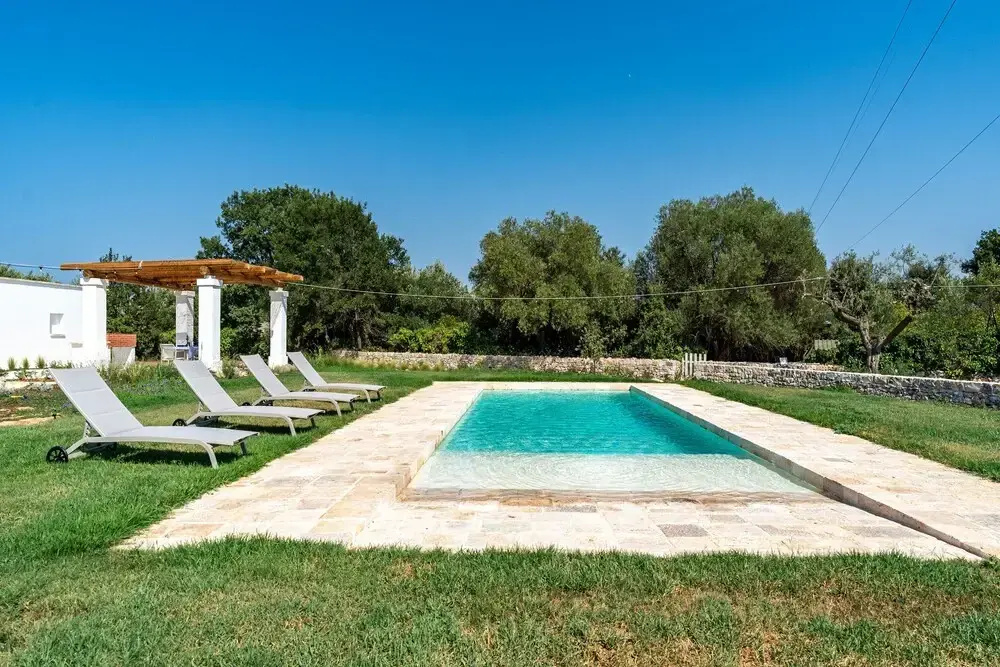 4152 Trulli Salsapariglia by Perle di Puglia