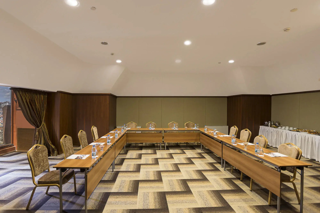 Hotel photo 13