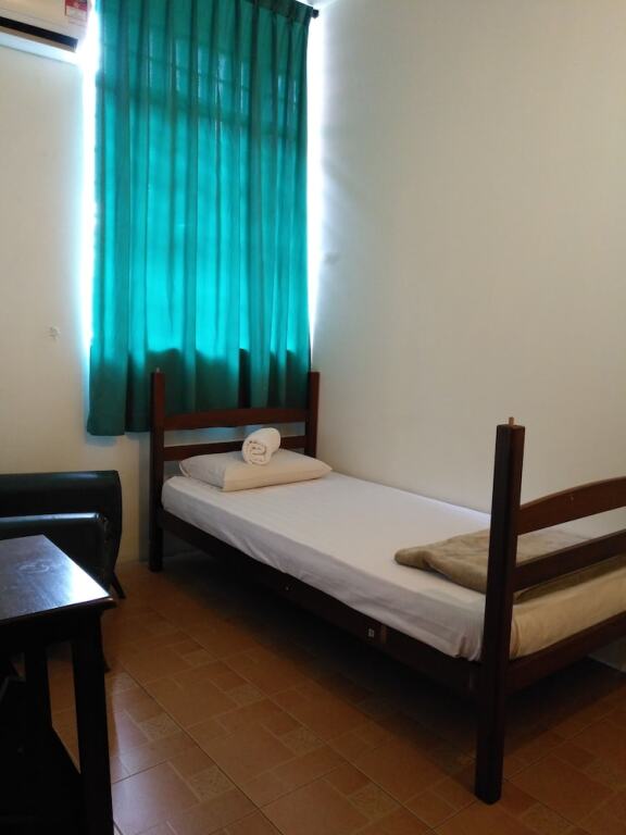 Borneo Backpackers