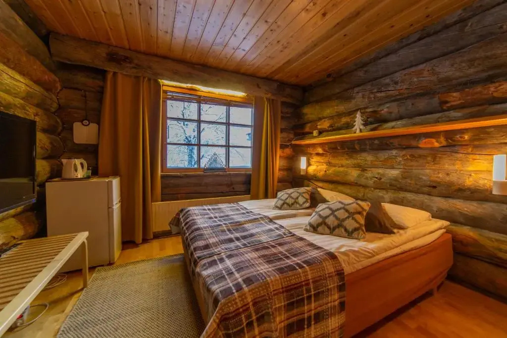 Kuukkeli Log Houses Teerenpesä - Chambres