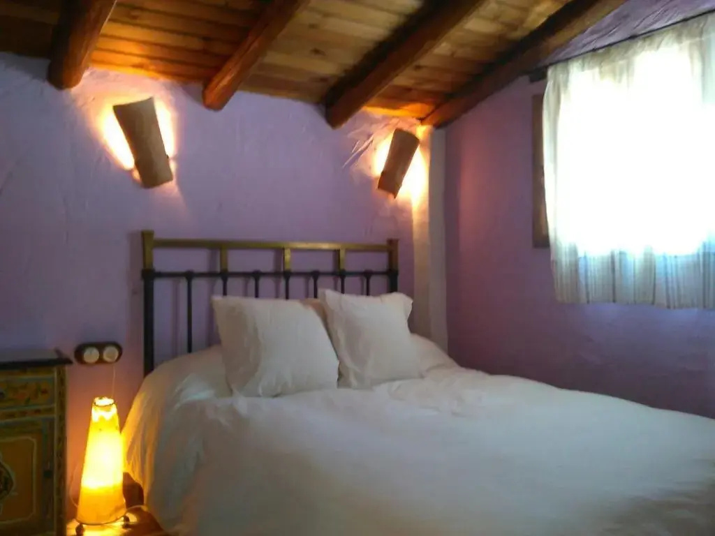 2 Bedrooms Cottage