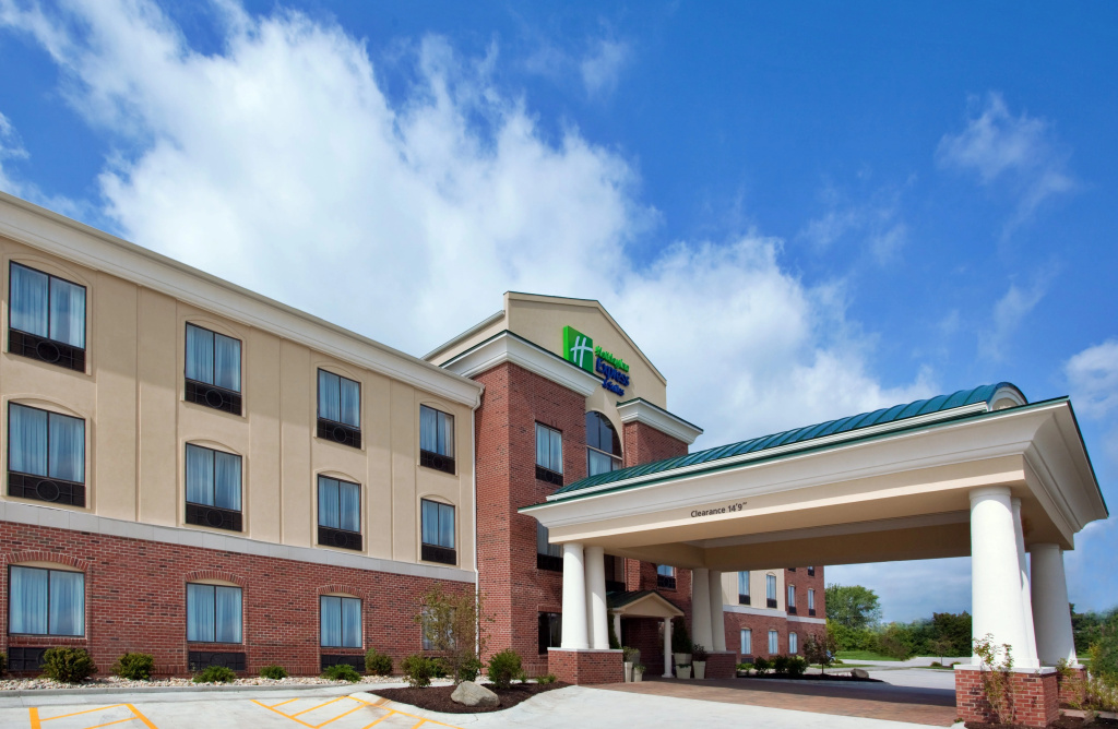 Holiday Inn Express Hotels and Suites Dayton North Tipp City by IHG