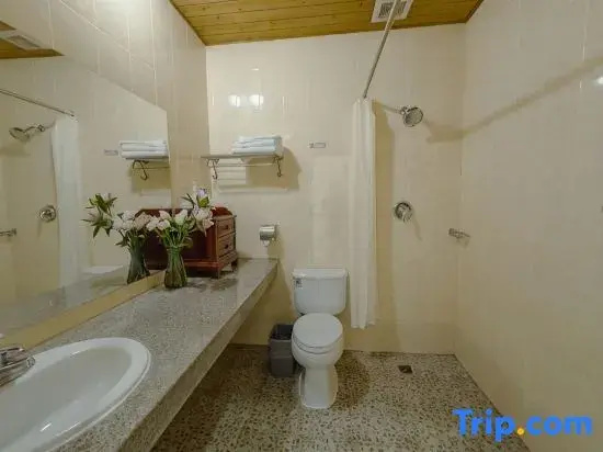 IU Hotel Ruili Nanmao Street - Chambres