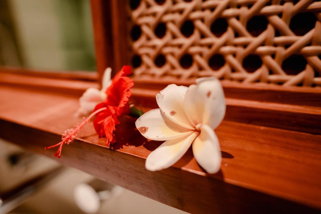 Fourteen Roses Boutique Hotel Legian