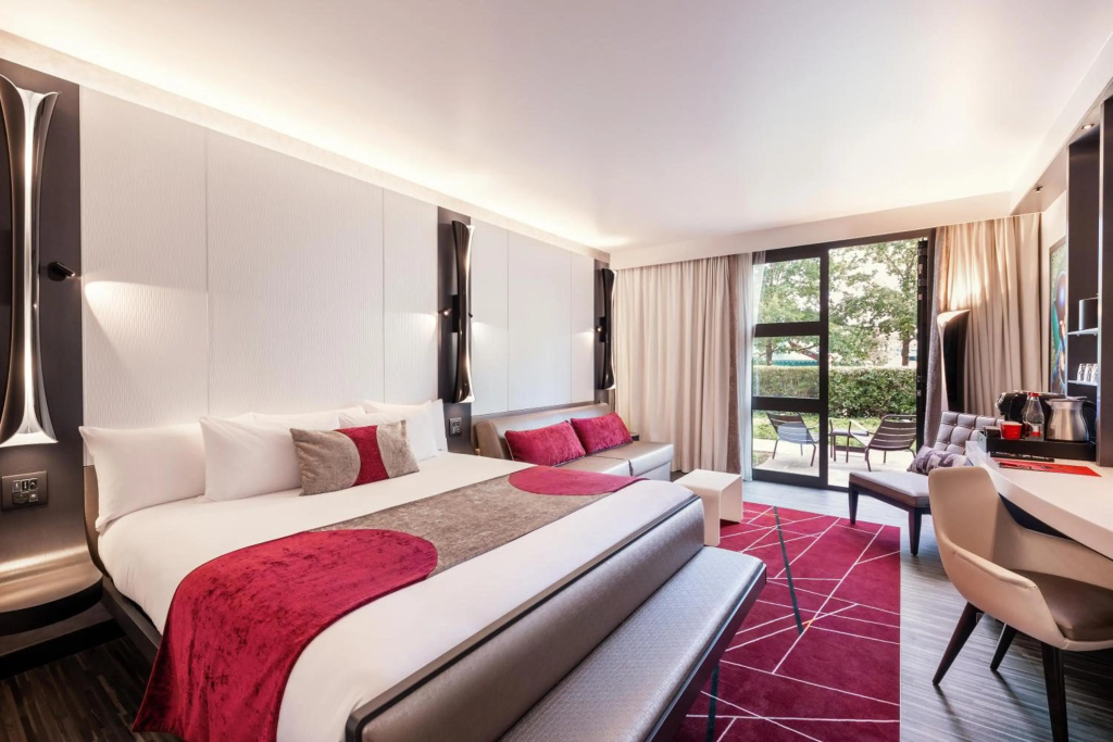 Voir la photo 4 — Disney's Hotel New York - The Art of Marvel
