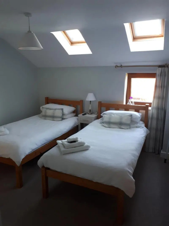 Field View B&B — 4