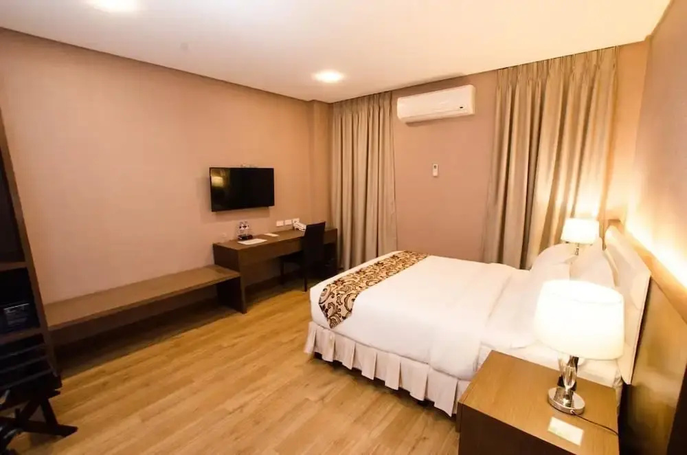 Grand Suite with balcony