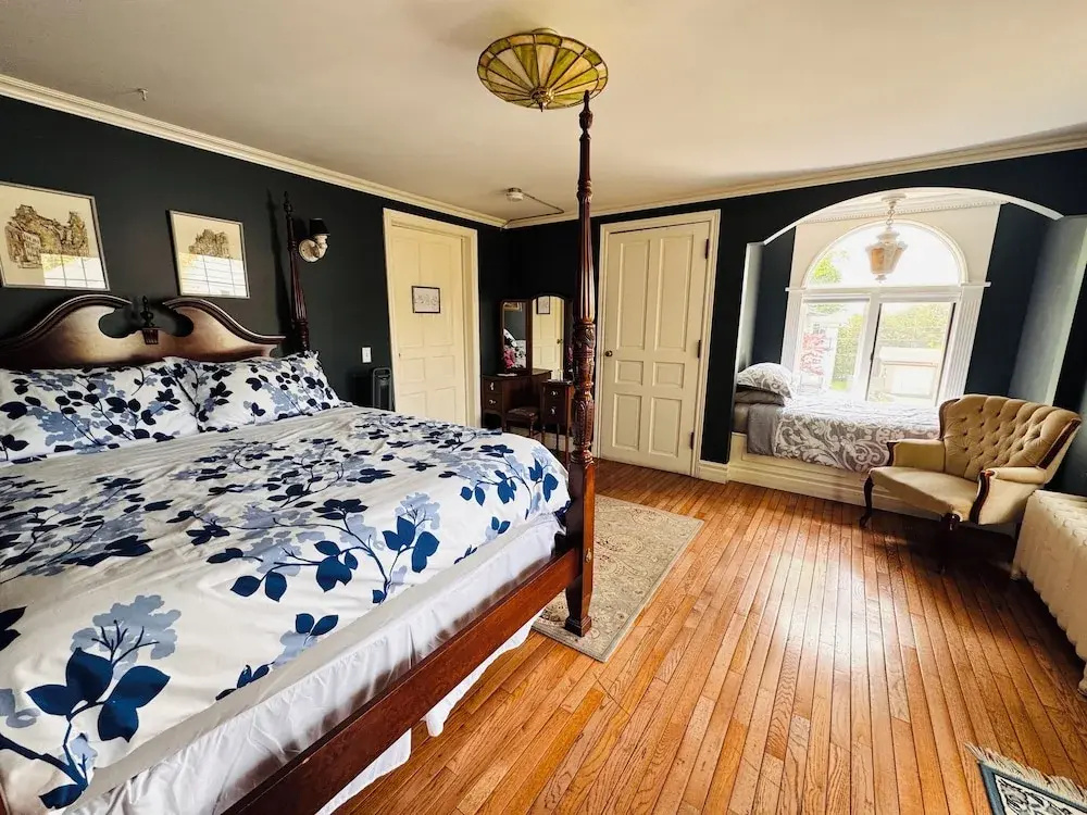 Classic room