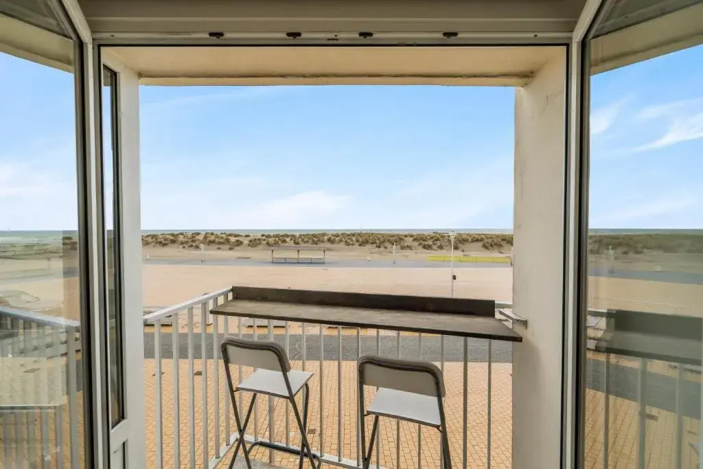 Romantic Getaway with sea view in Nieuwpoort