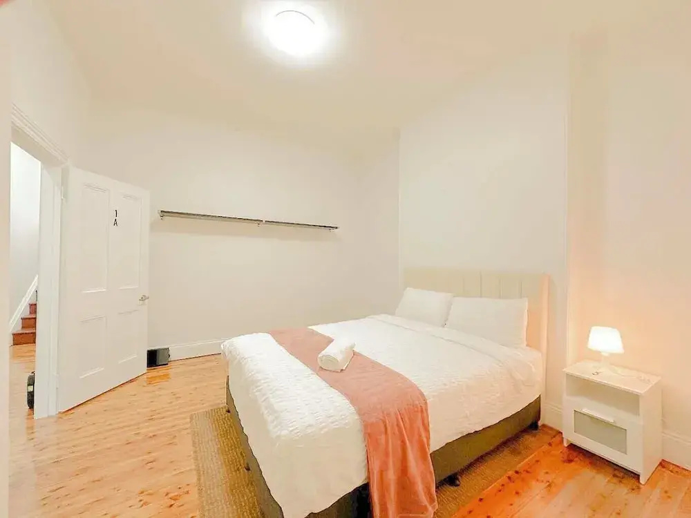 Economy room