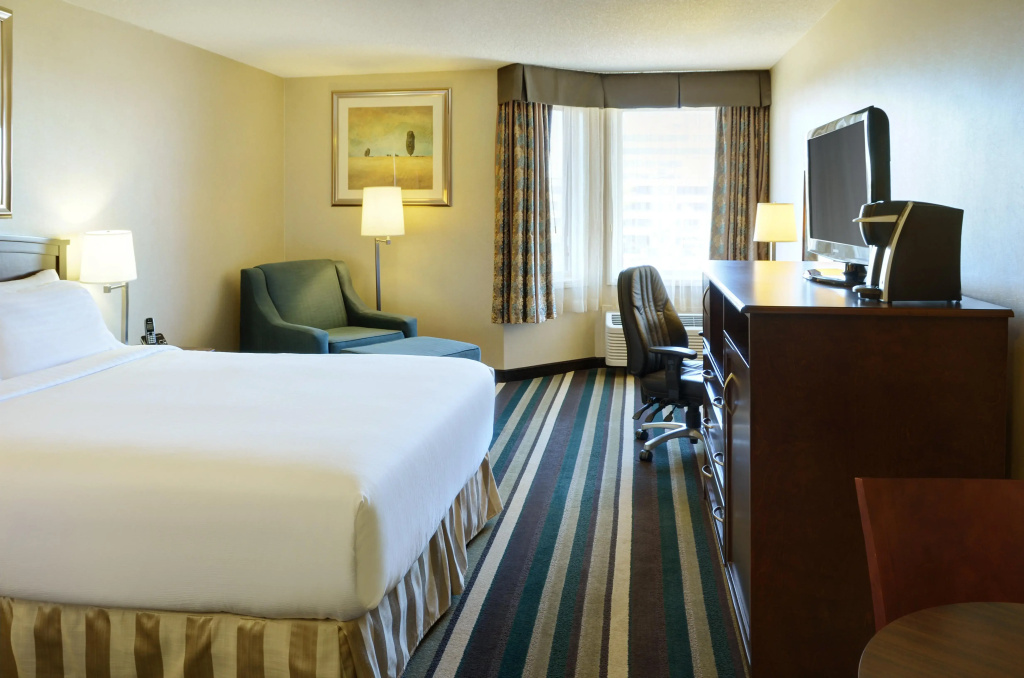 Holiday Inn Conference Center Edmonton South by IHG - Général