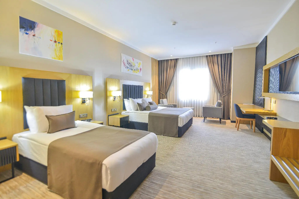 Serenity Comfort Hotel — фото