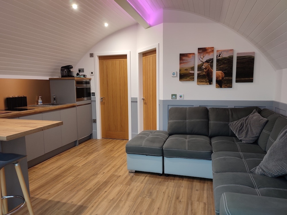 Hillhead Hideaways — 3