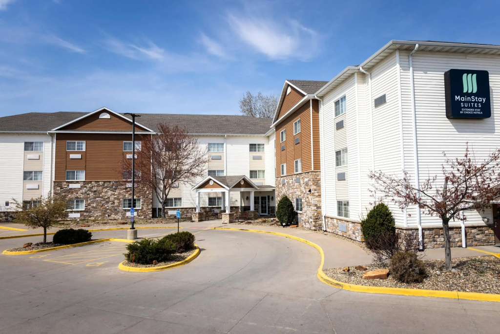 MainStay Suites Coralville - Iowa City