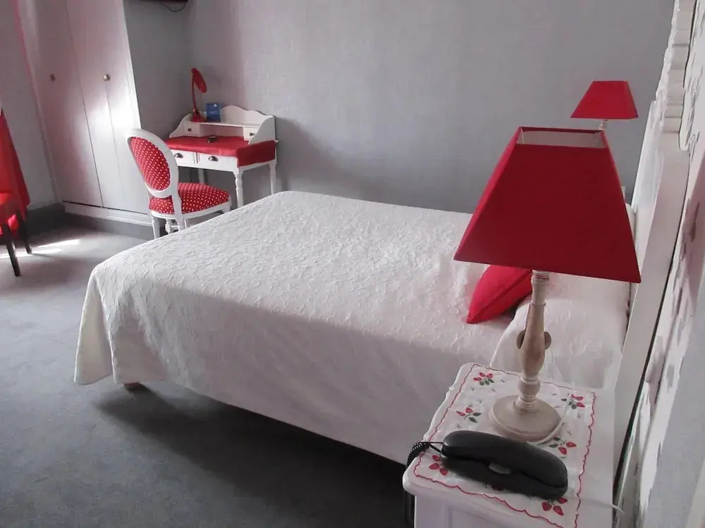 Voir la photo 3 — Logis Hôtel le Trianon