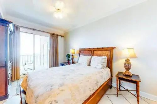 Island Royale Penthouse #301