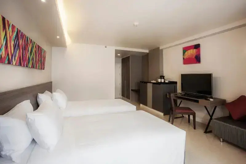 Deluxe Double room (twin beds)