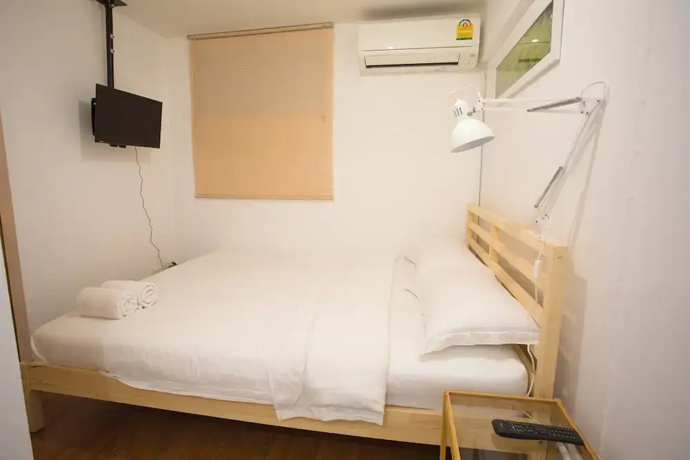 Double Studio (full double bed)