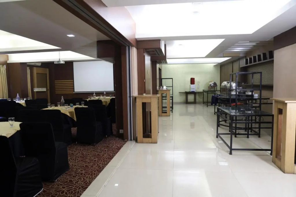 Royal Orchid Golden Suites Pune