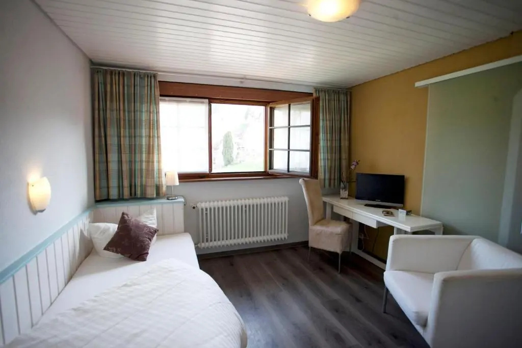 Comfort room