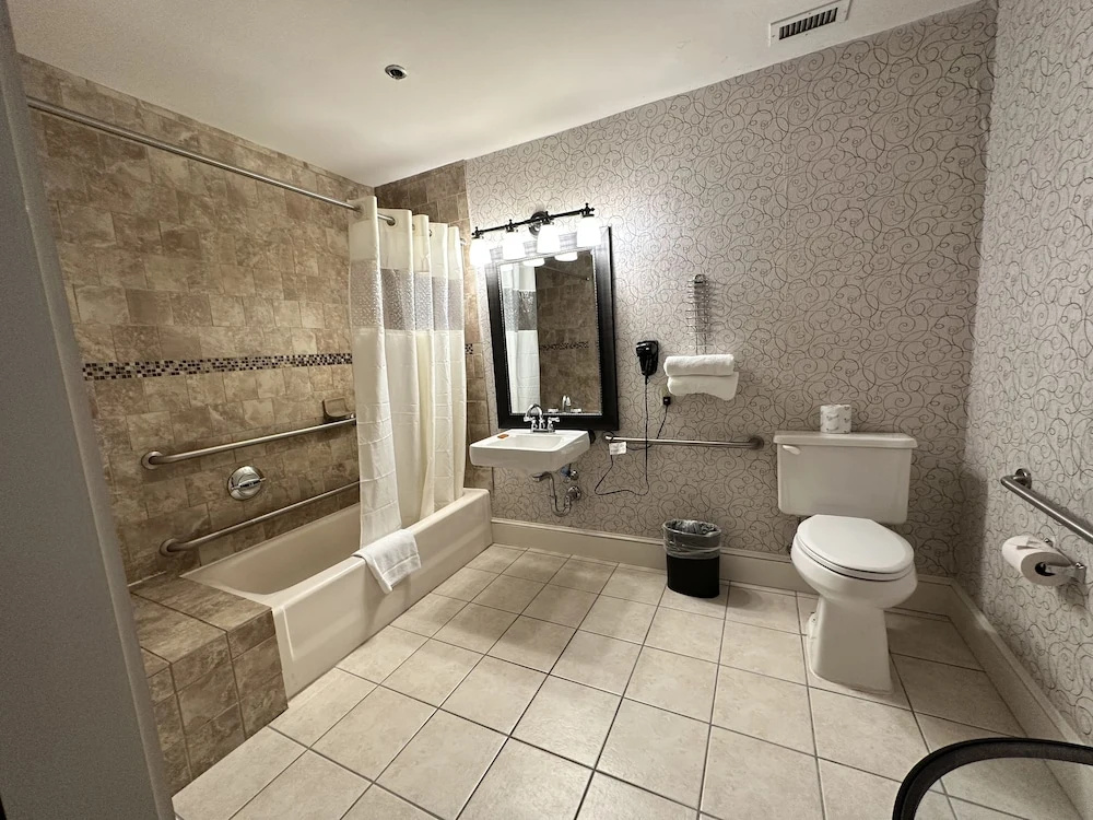The Colonial Hotel - Chambres
